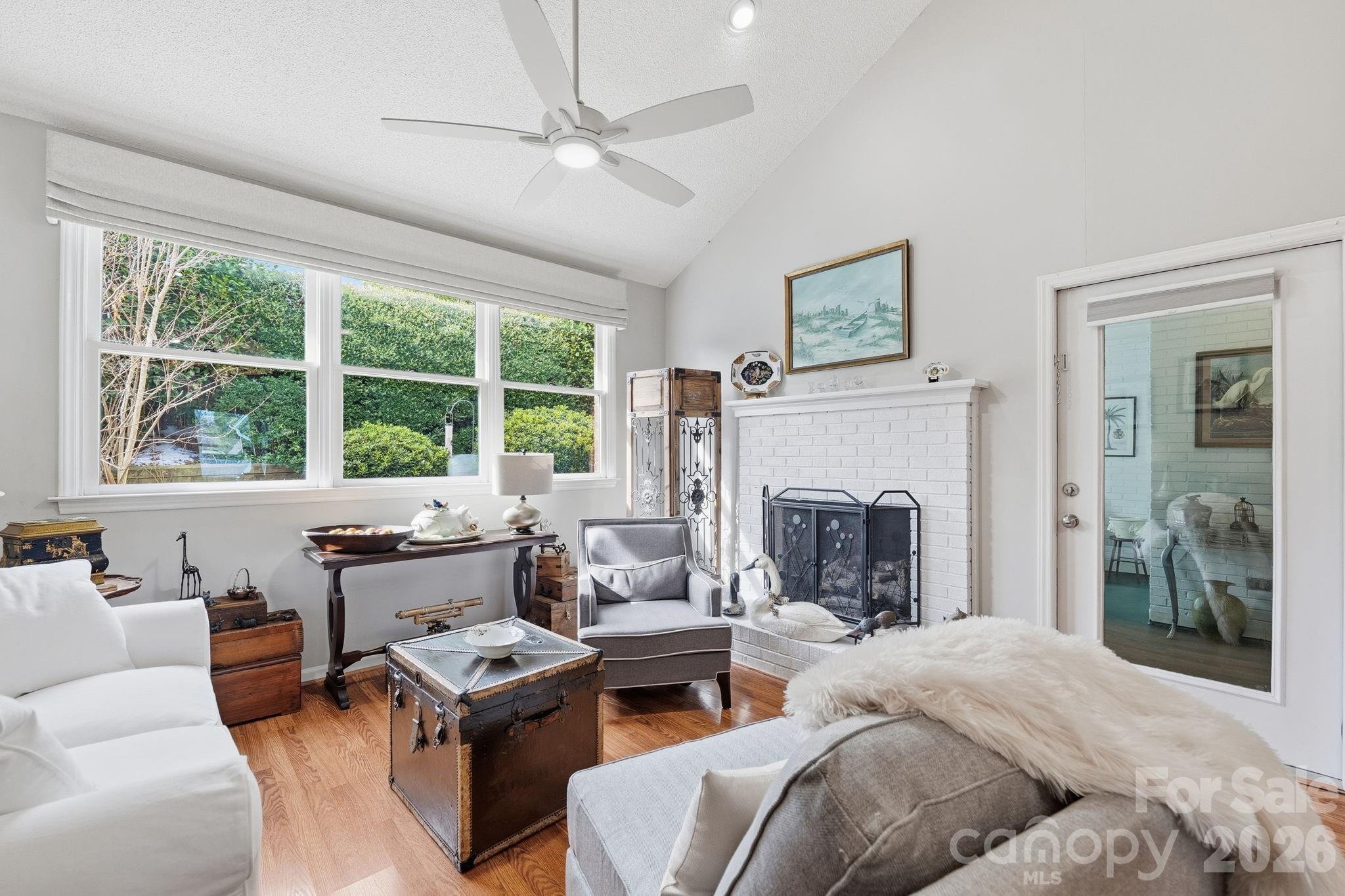 Twin Oaks - Residential