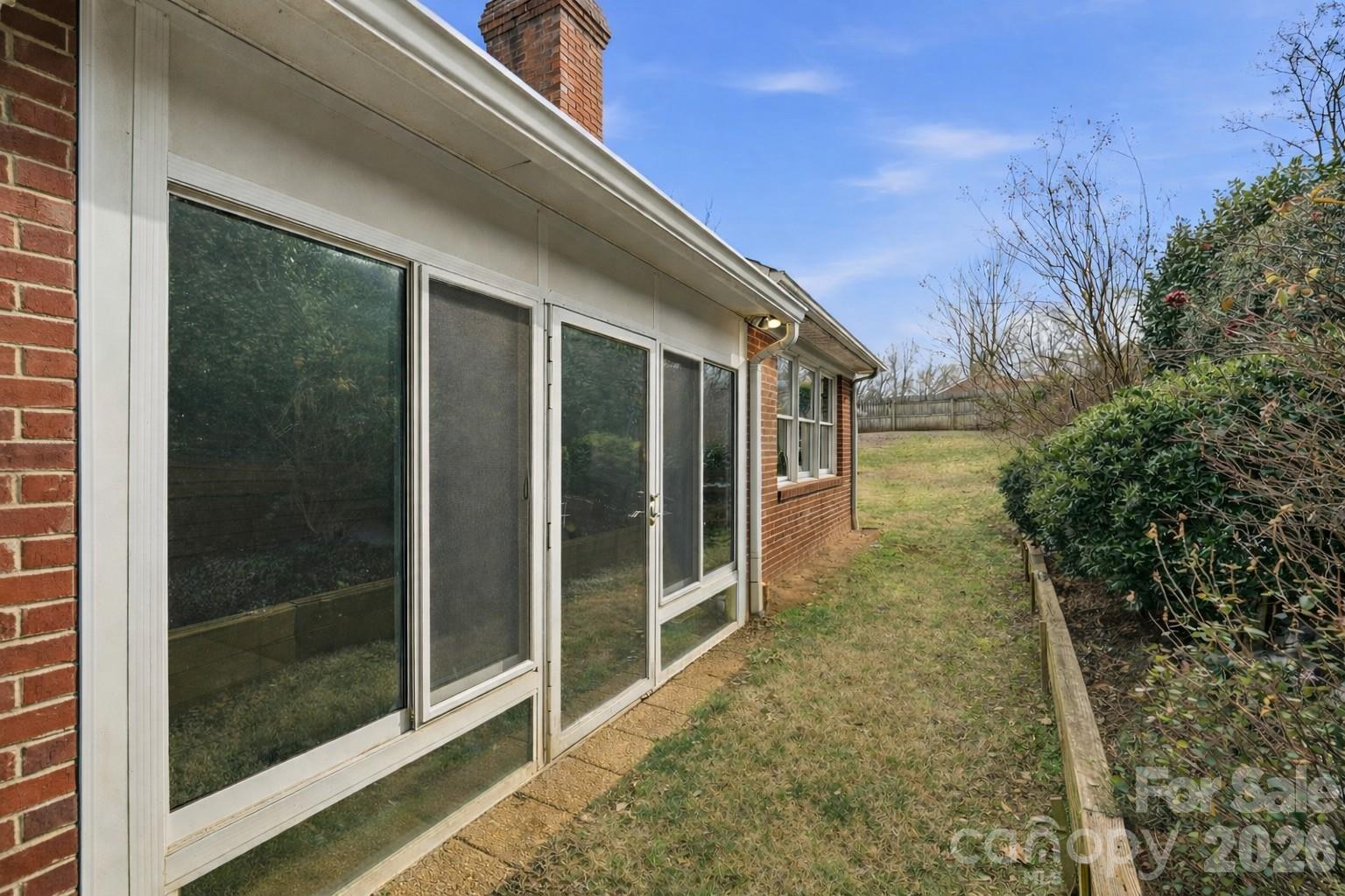 Twin Oaks - Residential