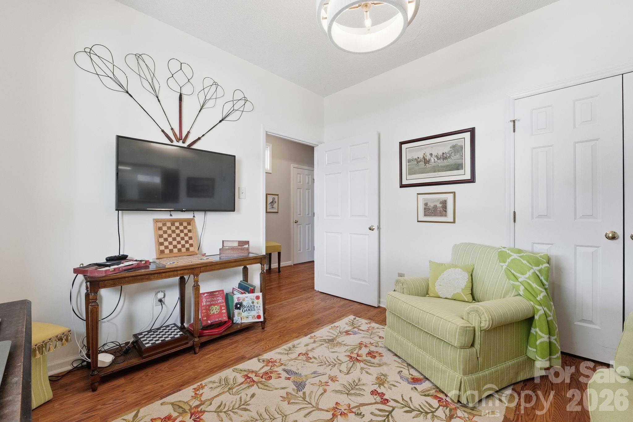 19986 Oak Leaf Circle