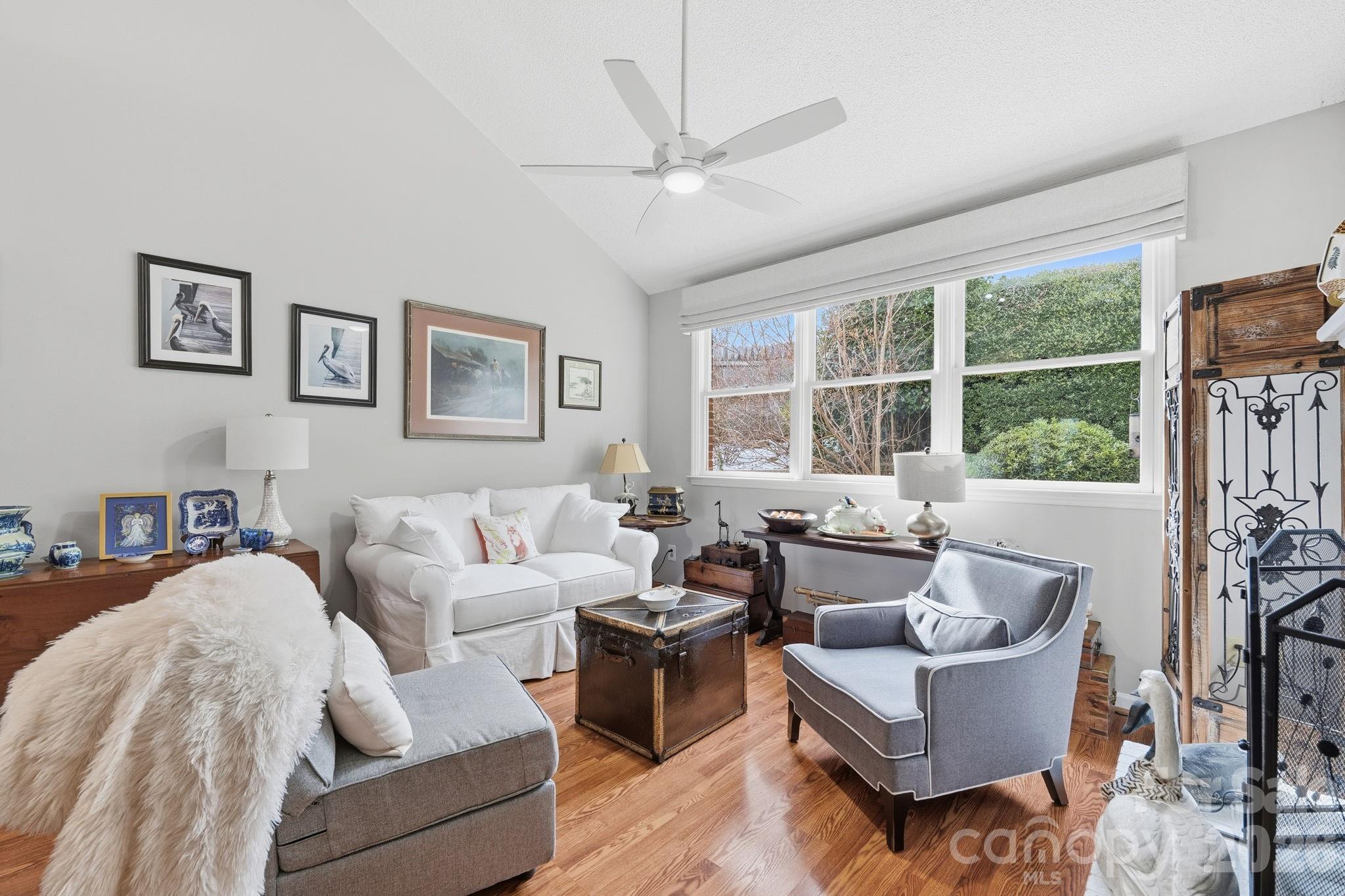 Twin Oaks - Residential