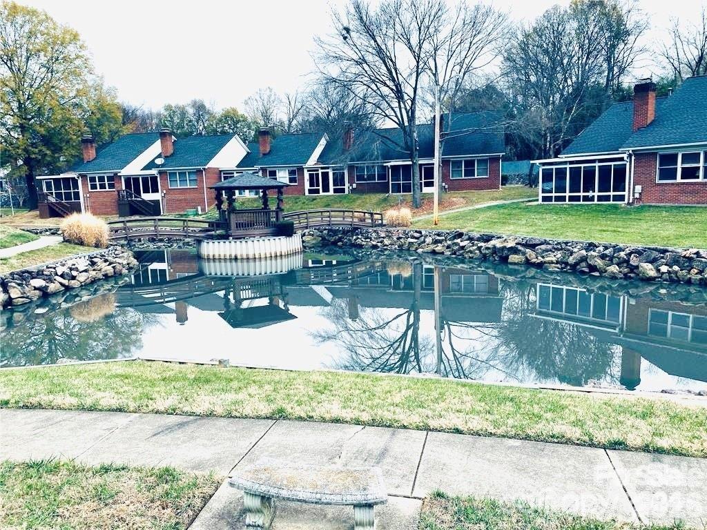 Twin Oaks - Residential