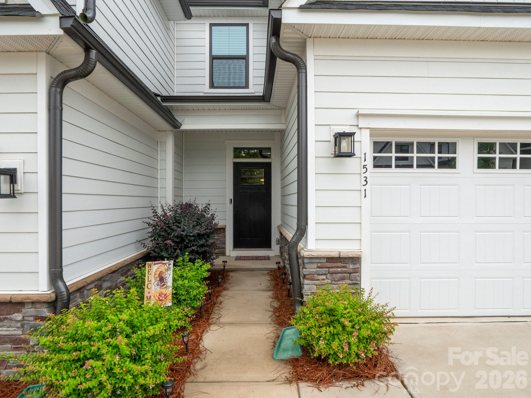 1531 Dennis Austin Lane
