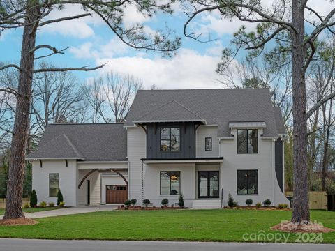 Single Family Residence in Charlotte NC 4385 Woodlark Lane.jpg