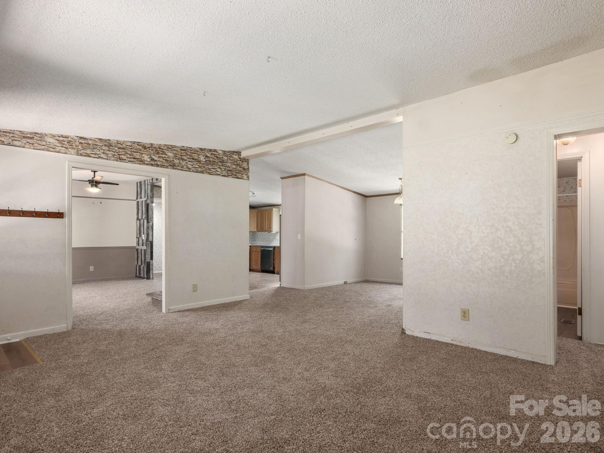 628 Grassy Knob Road