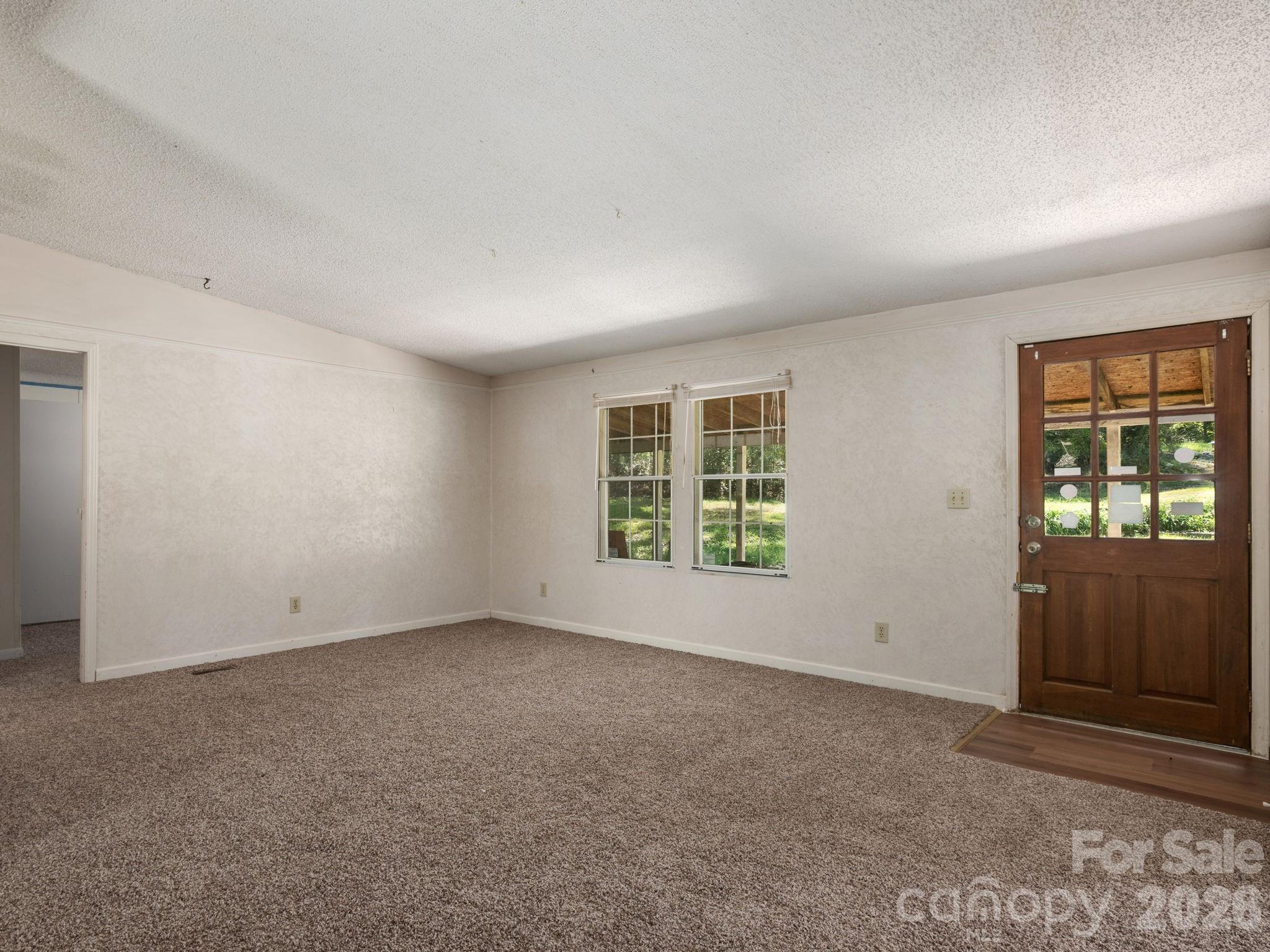 628 Grassy Knob Road