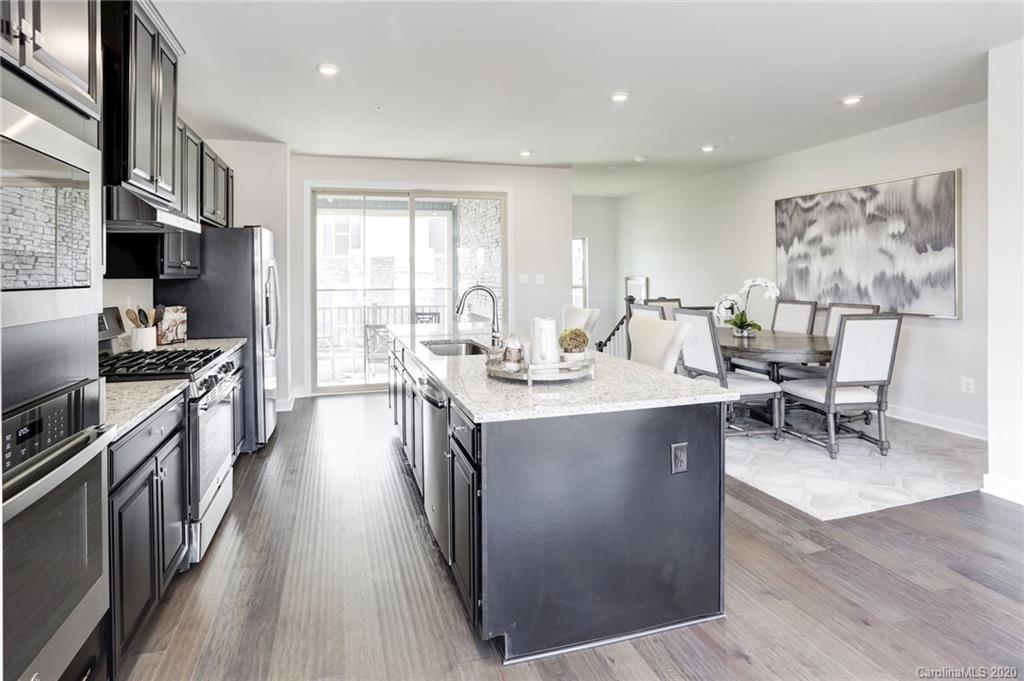 Trinity Townes - Residential