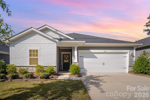 4424 Bright Road Charlotte NC 28214