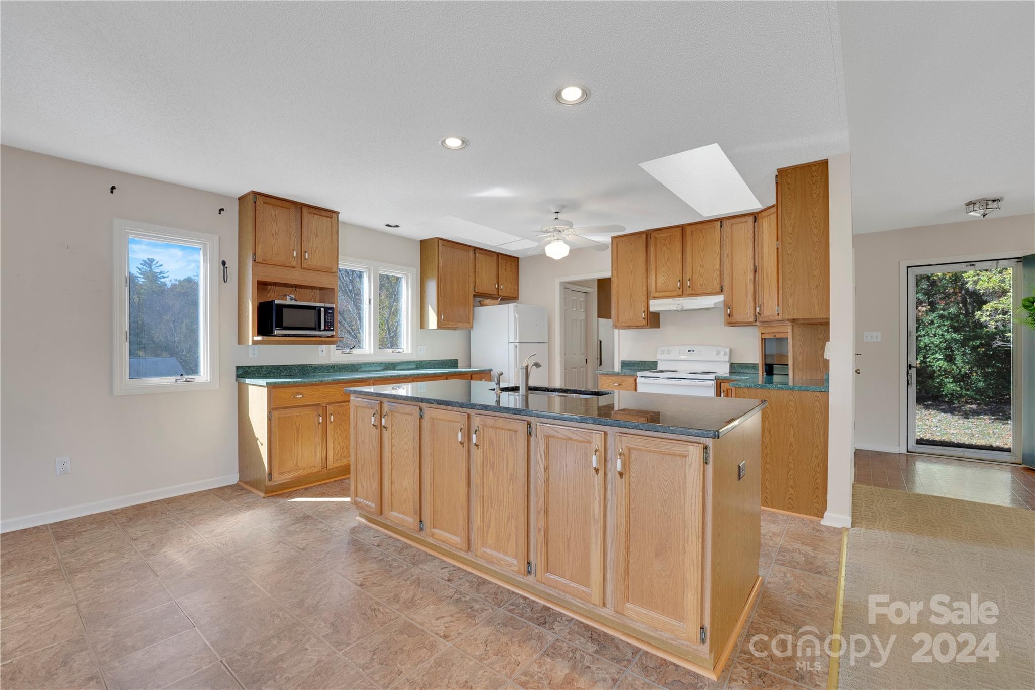 CANE CREEK COVE - Residential