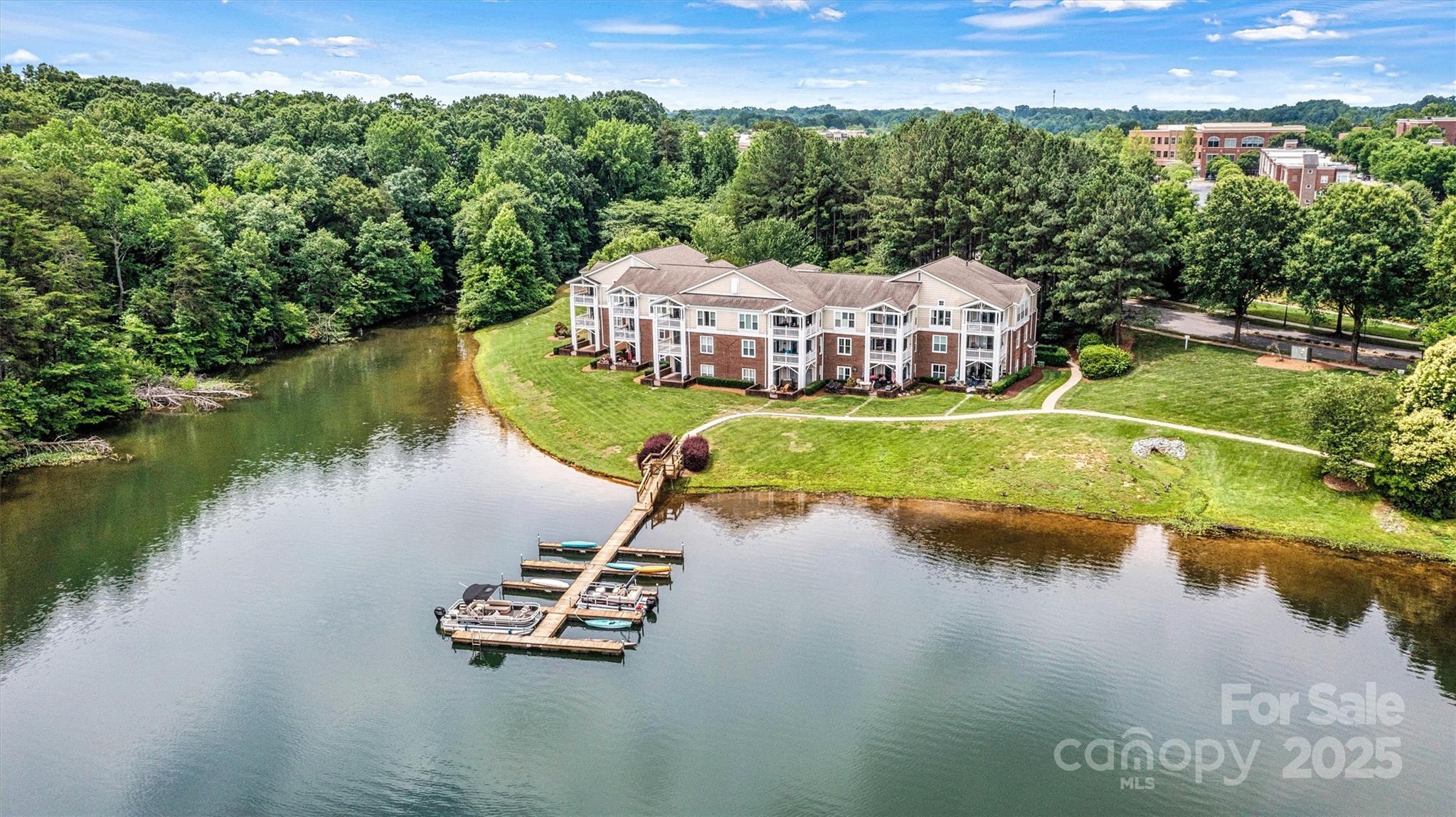 Spinnaker Point - Residential