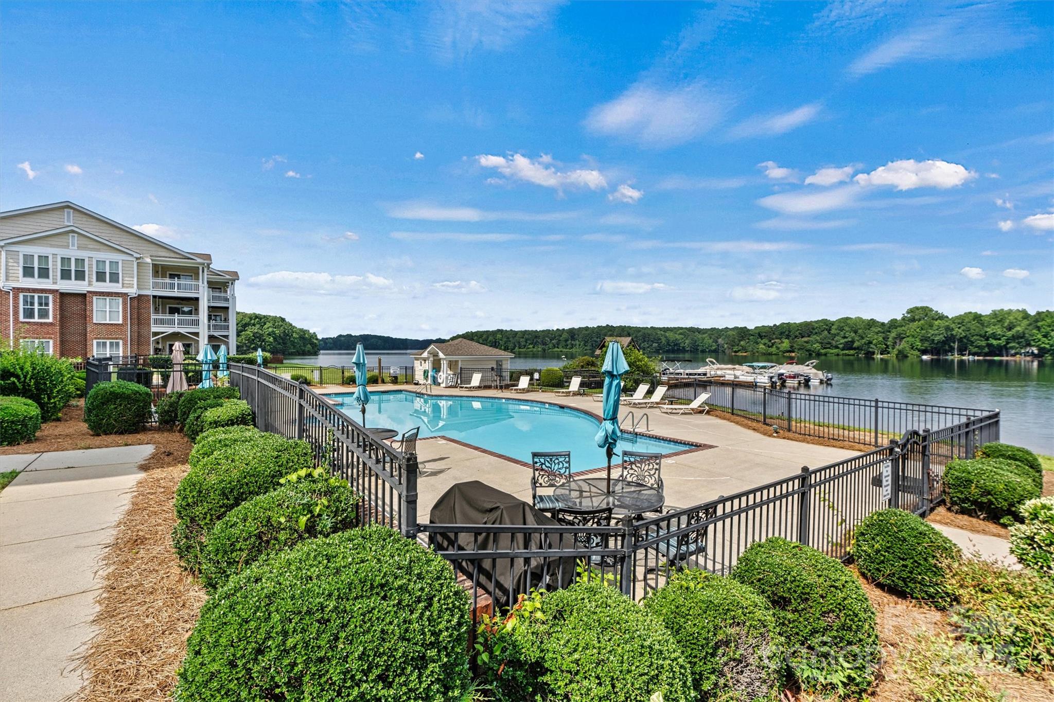 Spinnaker Point - Residential