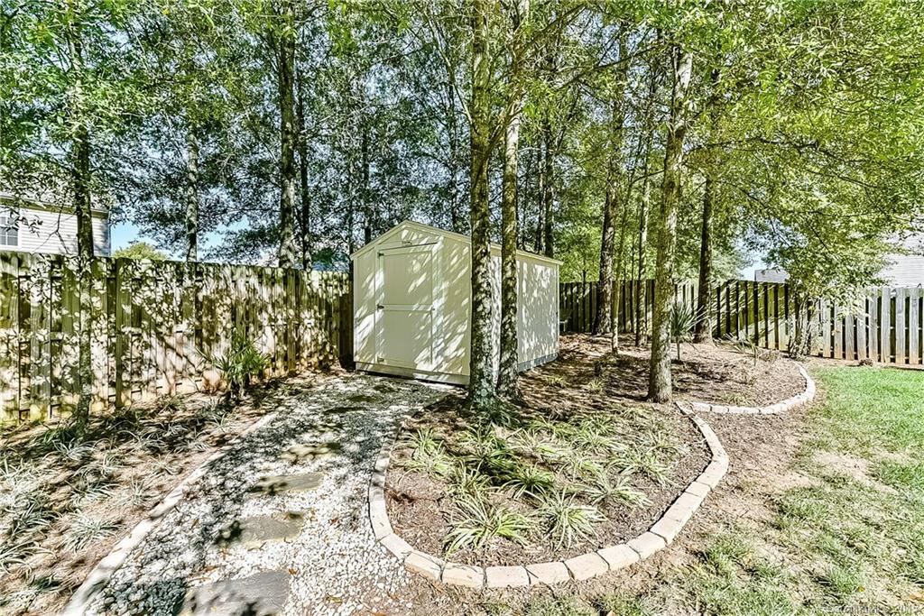 English Trails - Residential