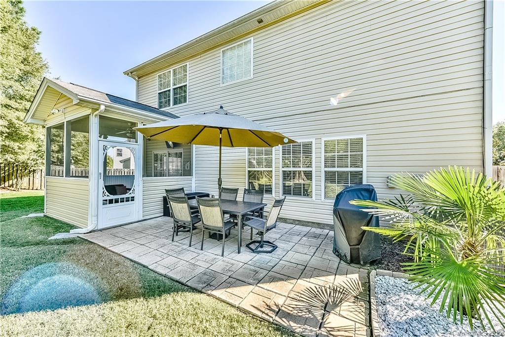 English Trails - Residential