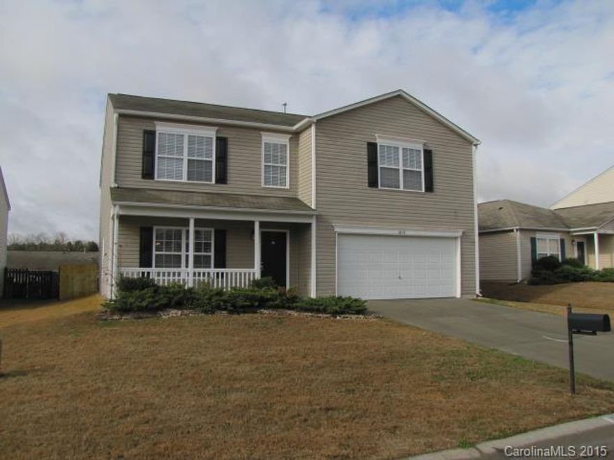 Rent Special!: Take $500 off June rent with move-in by 5/22/15 and a 13-month lease! Easy access to both the Lake Norman and Concord areas via NC-73. Floor plan includes living room-dining room, kitchen w/island and tile backsplash, family room, spacious loft. Sliding doors access patio and fenced back yard. Utility room w/pantry shelving. Over-sized master suite w/walk-in closet and huge bath w/dual sinks, tub and shower.