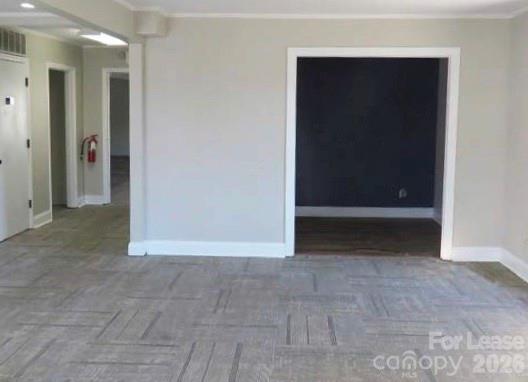 100 W Matthews Street