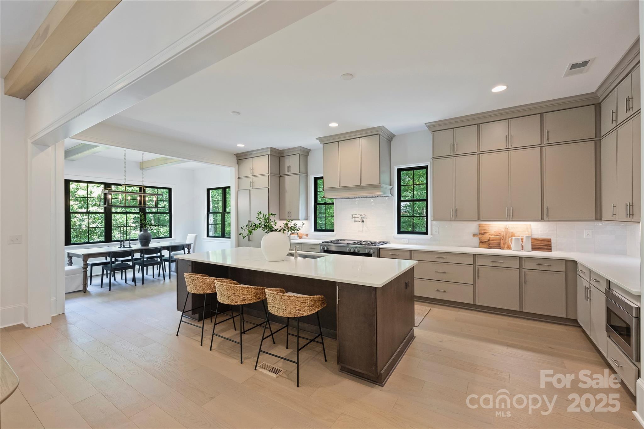 7011 Chateau Bordeaux Lane