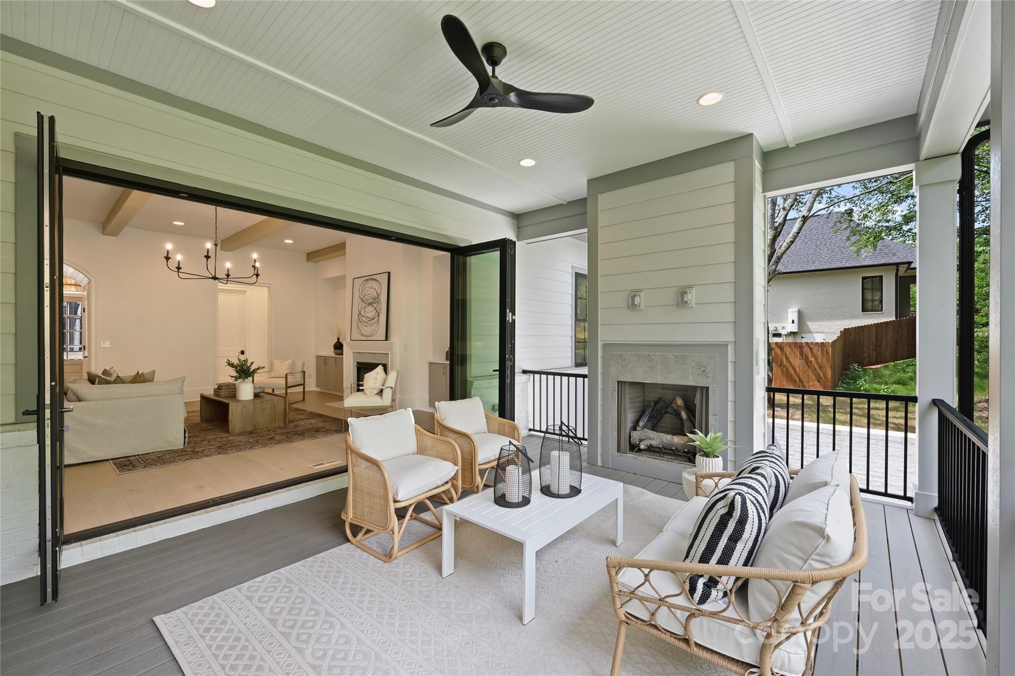 Chateau Sardis - Residential