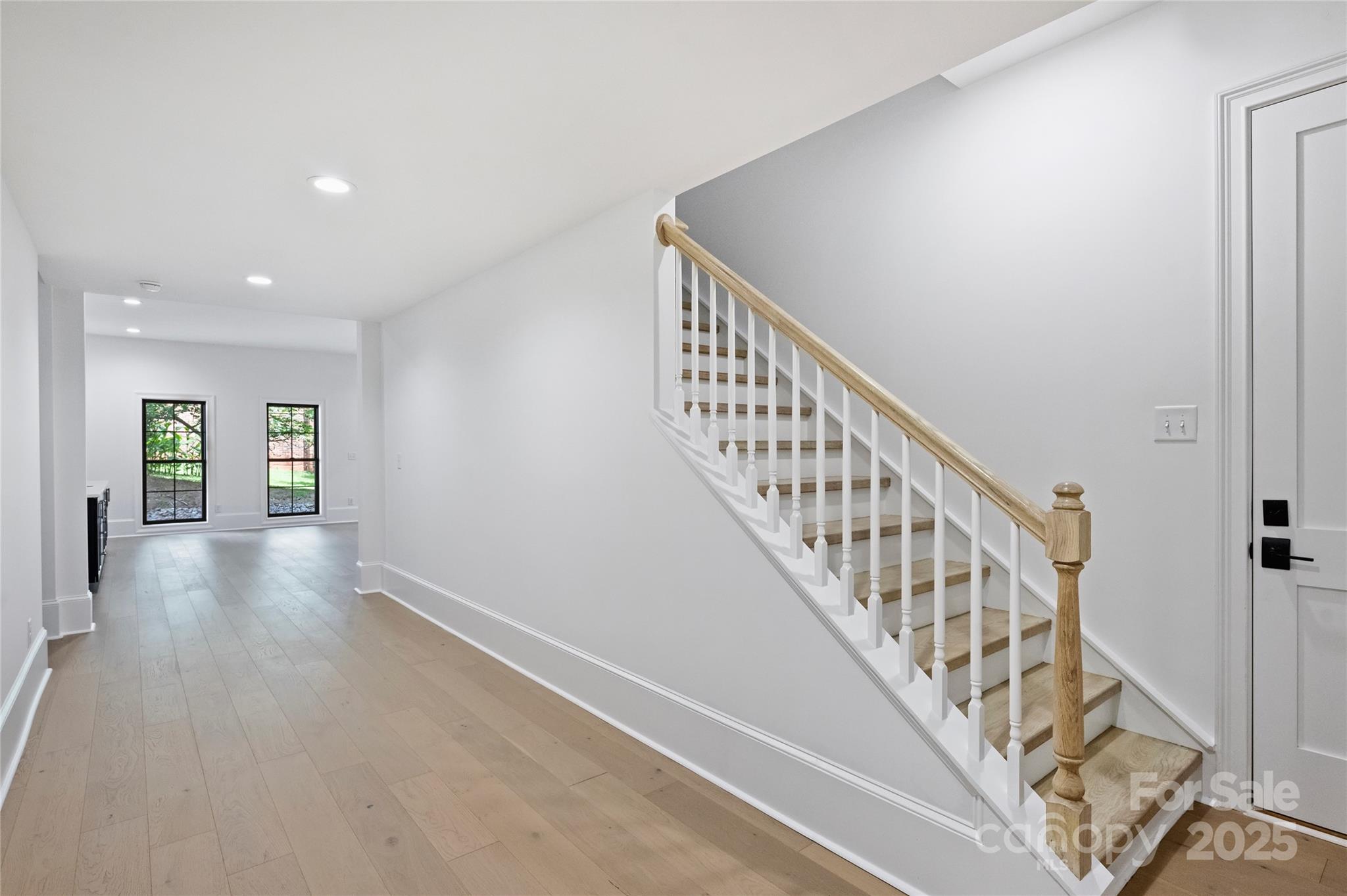 Chateau Sardis - Residential