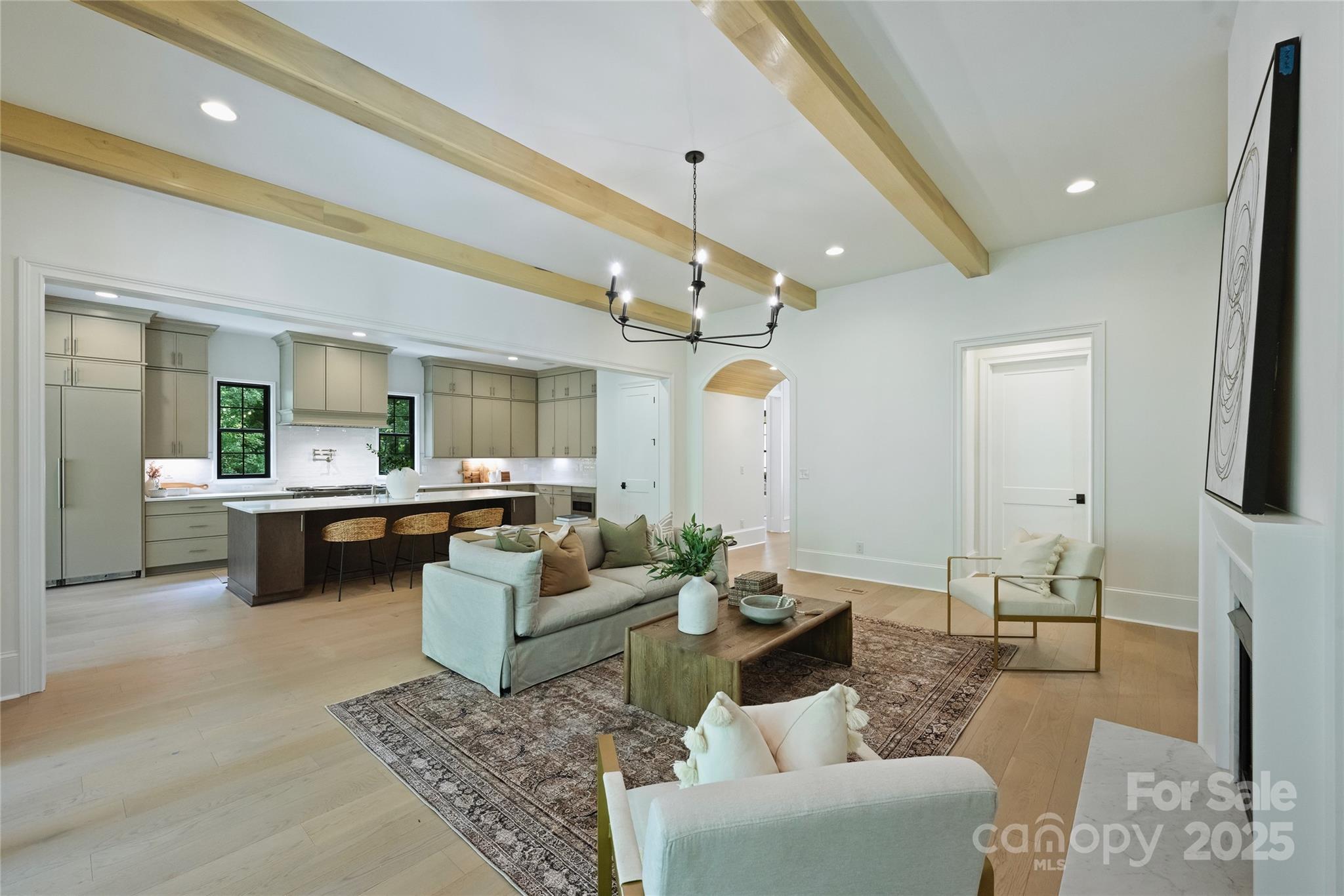 Chateau Sardis - Residential