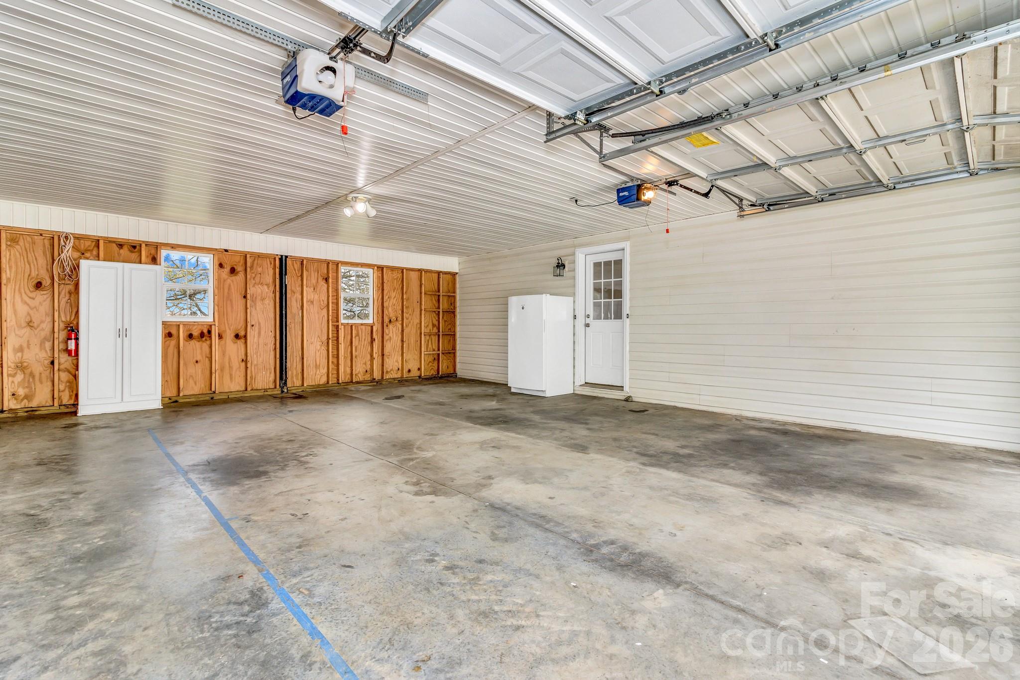 Lone Laurel - Residential