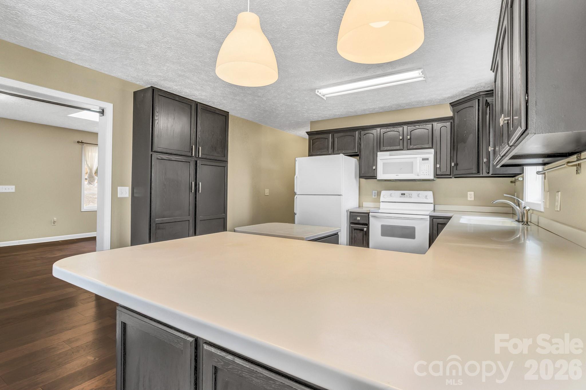 Lone Laurel - Residential