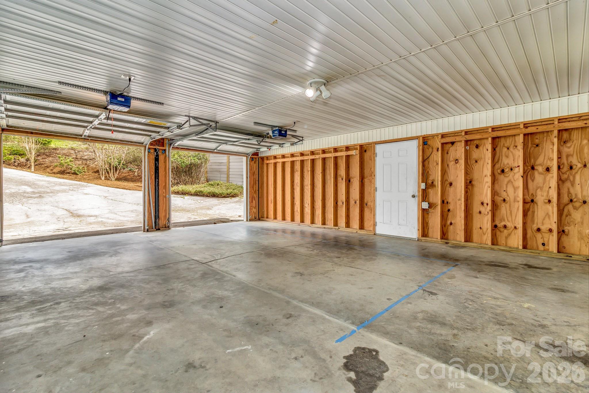 Lone Laurel - Residential