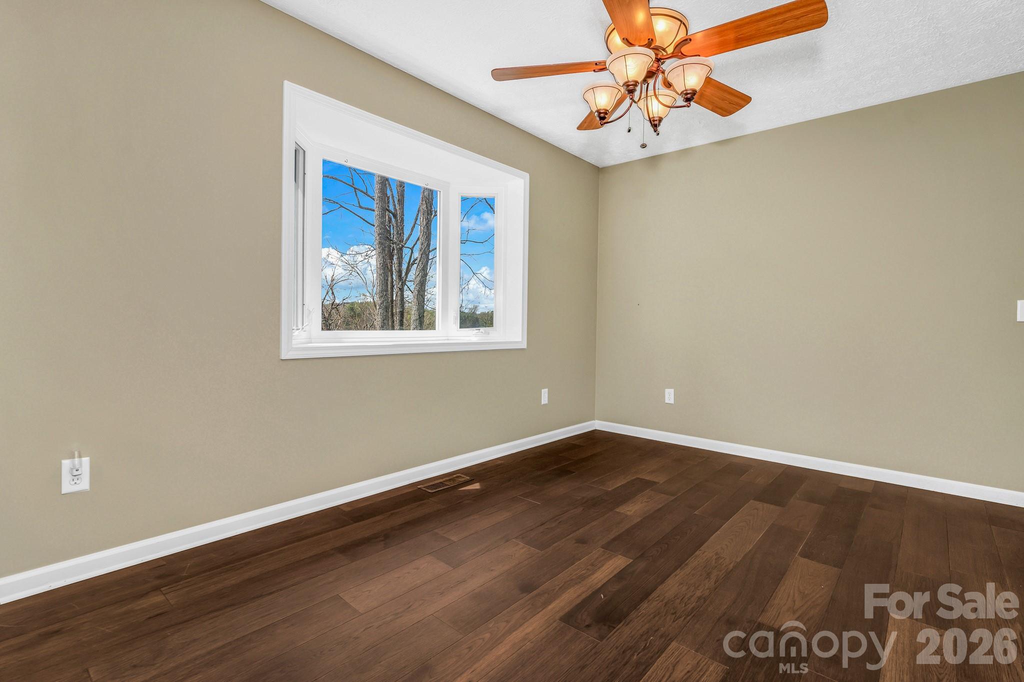 Lone Laurel - Residential