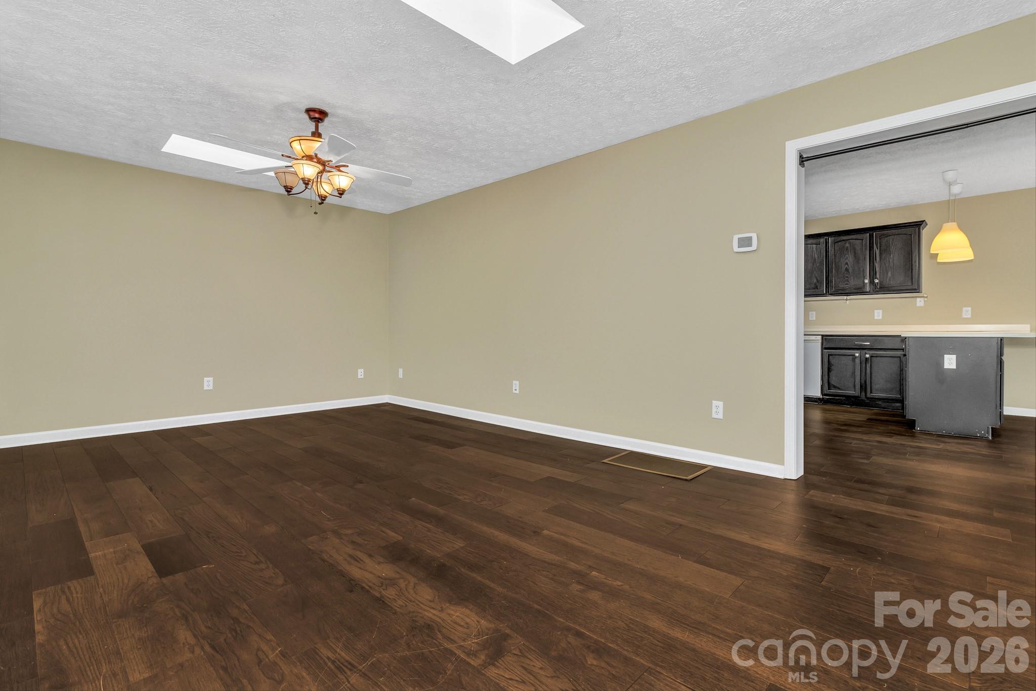 Lone Laurel - Residential