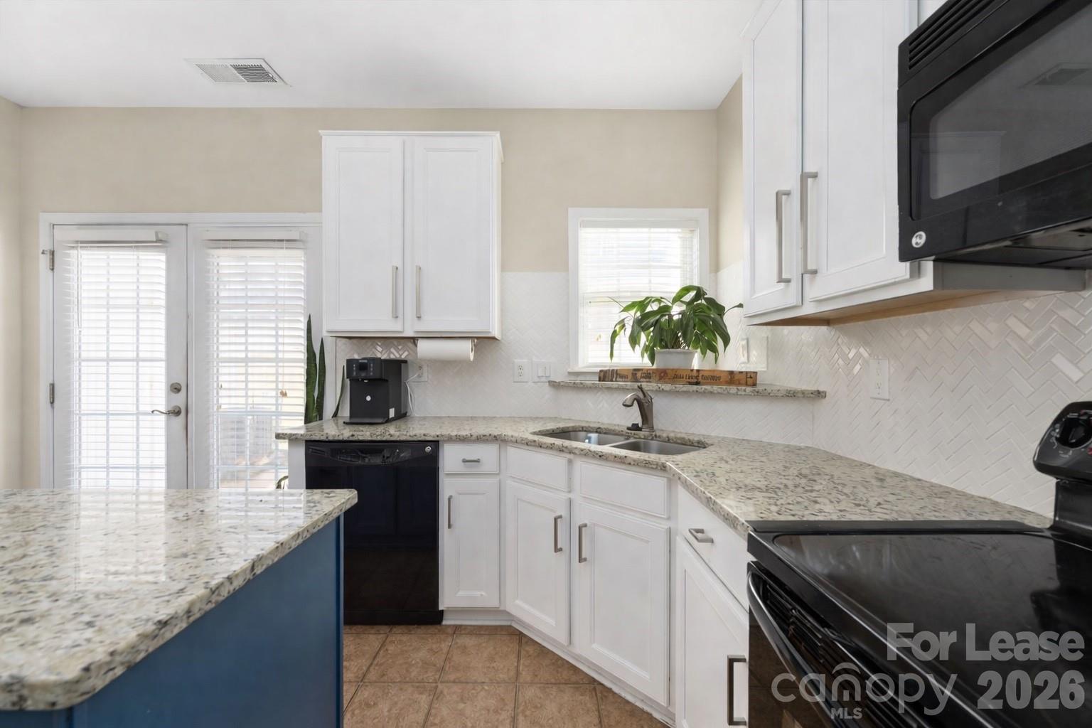 Carolina Crossing - Residential Lease