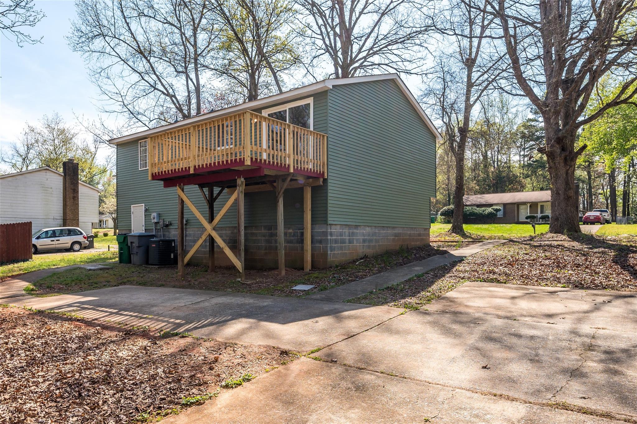 Holly Hills - Residential