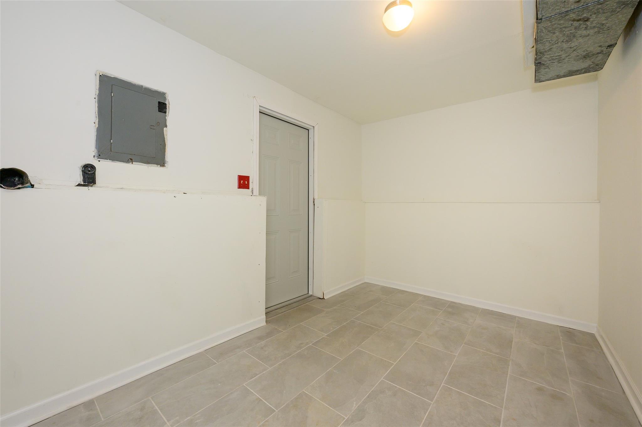 Holly Hills - Residential