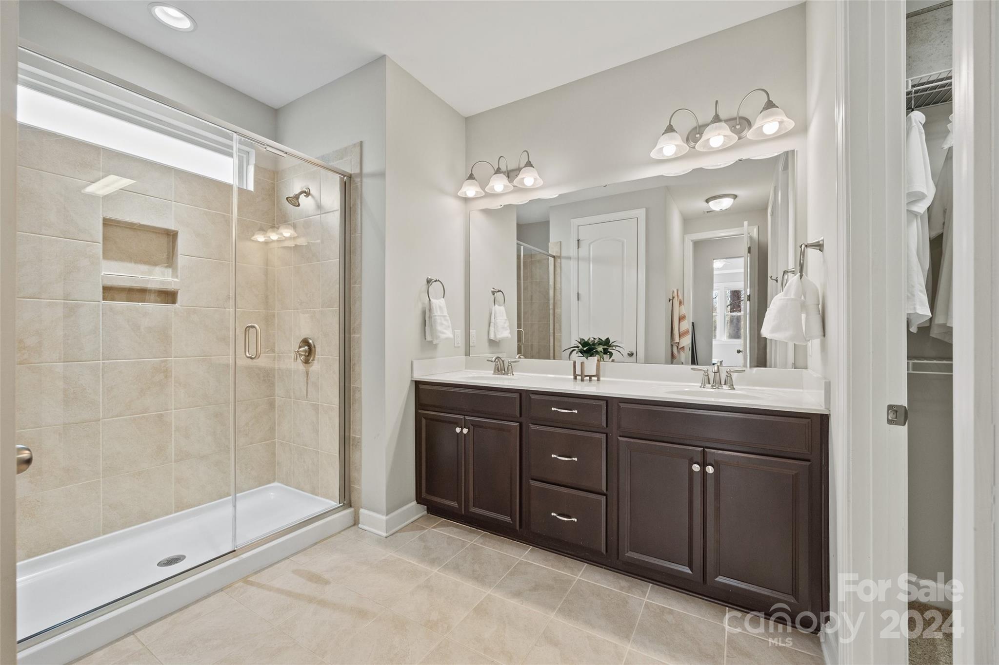 Kings Grove - Residential