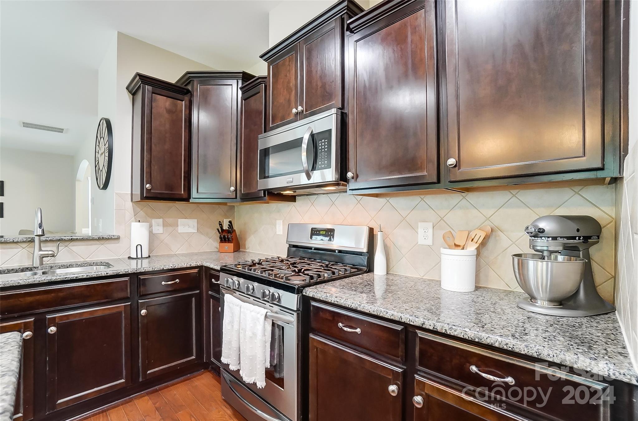 Fullerton Place - Residential