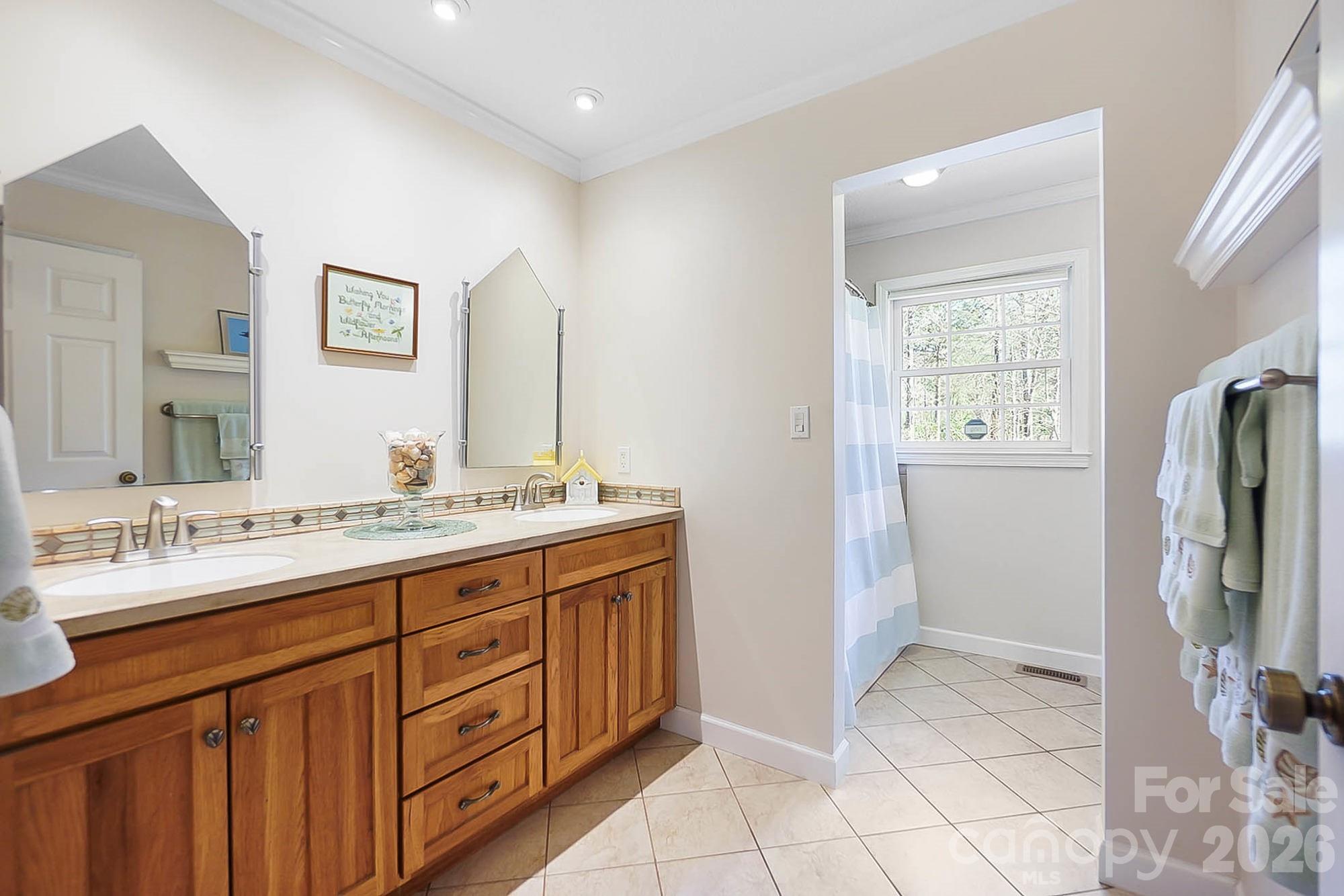 Carowood - Residential