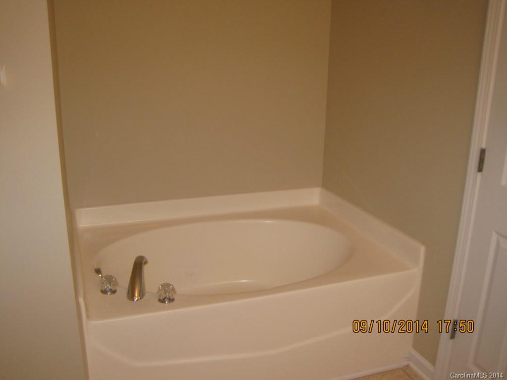 Crismark - Residential Lease