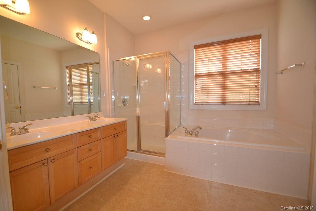 Carlyle - Residential Lease