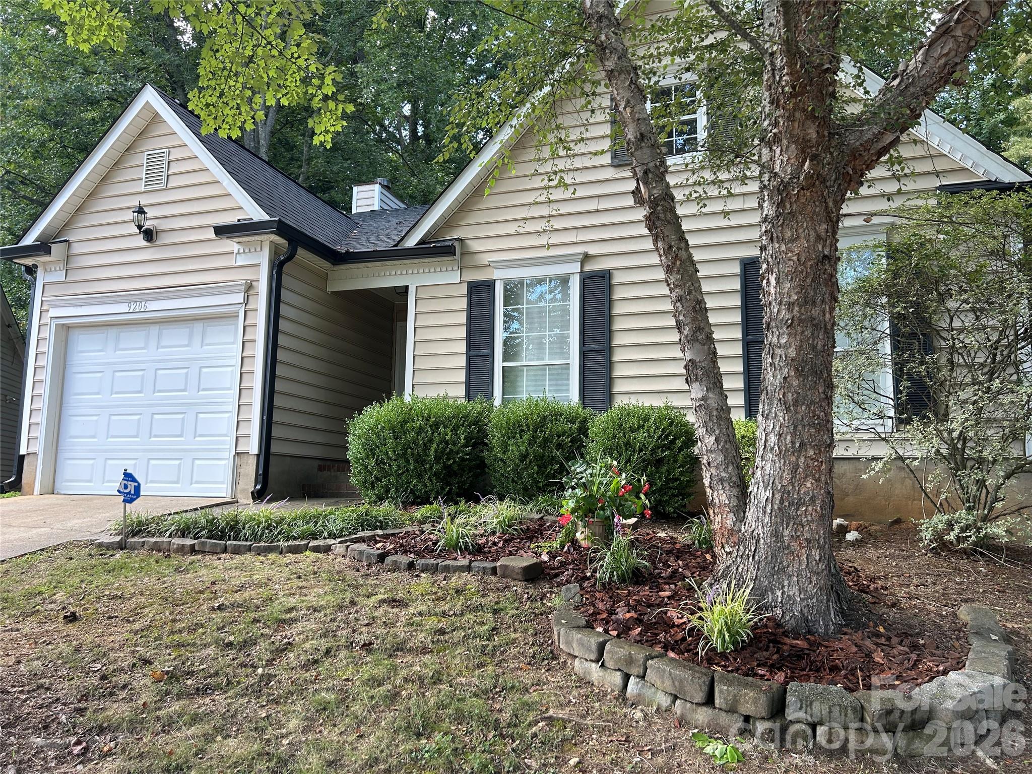 9206 Rotherham Lane