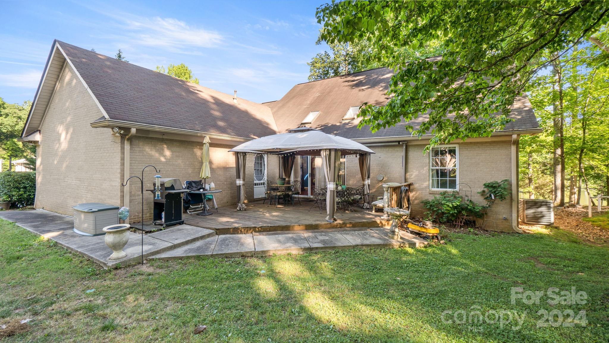 Forest Lake - Residential