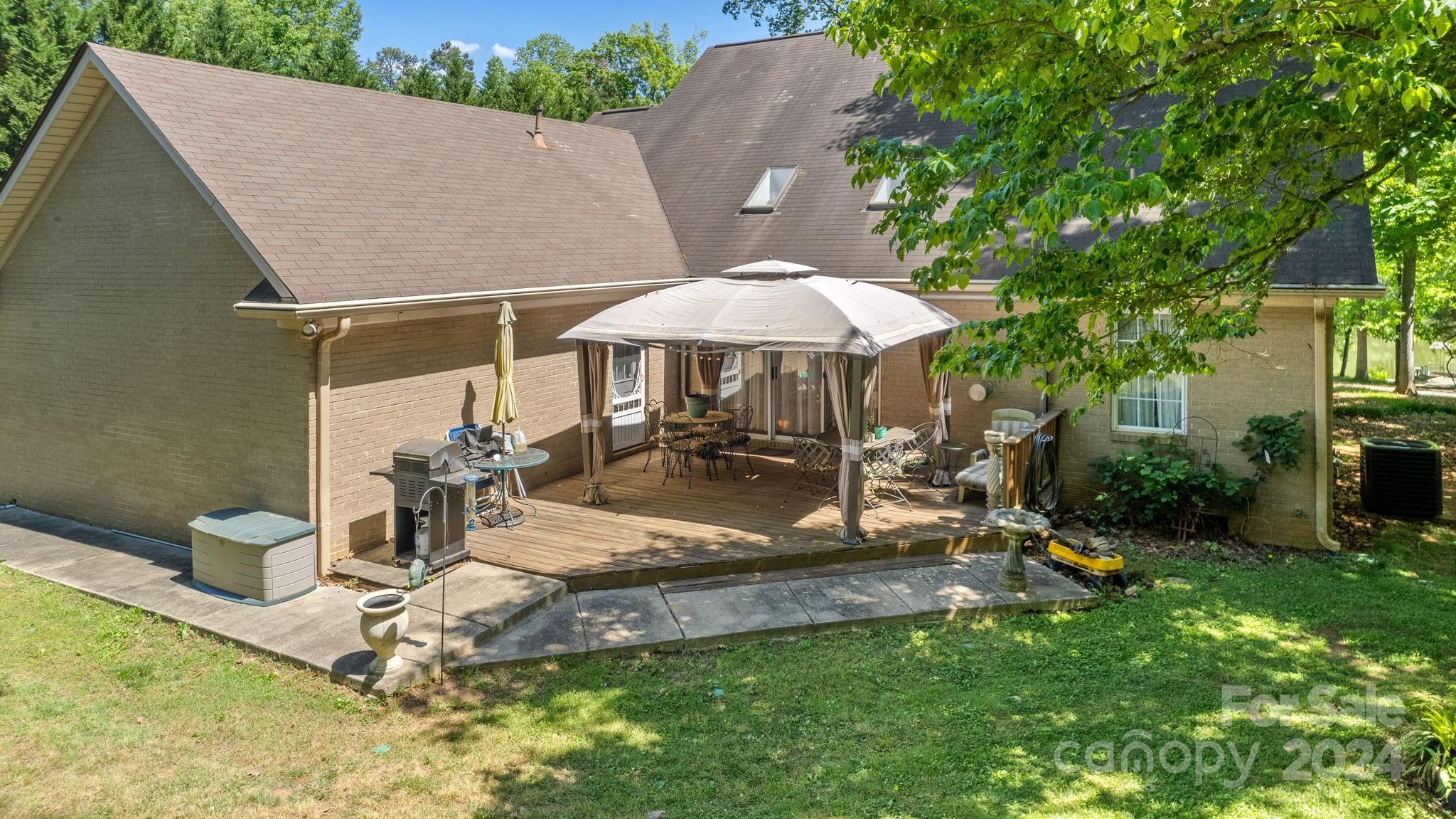 Forest Lake - Residential