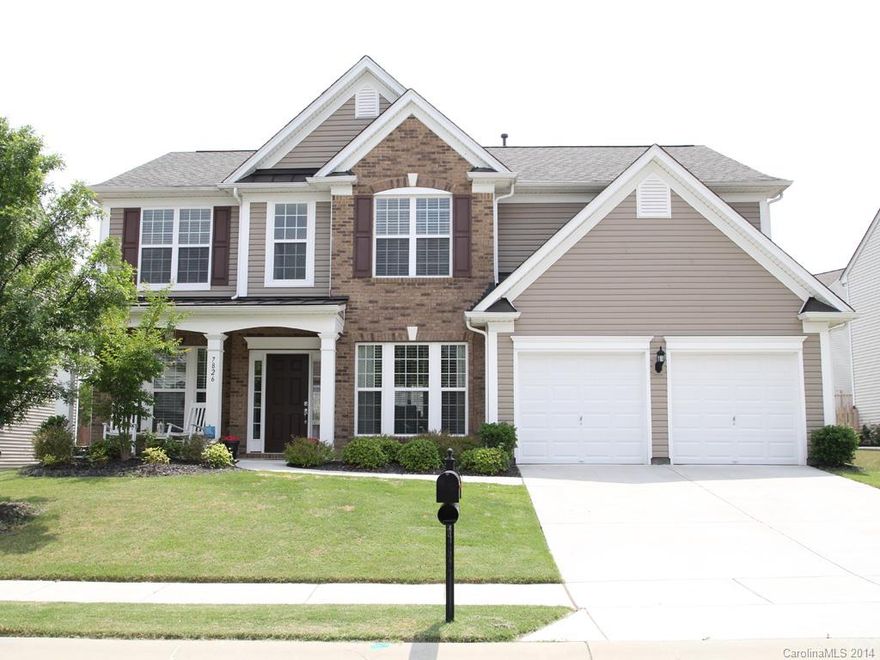 Immaculate Home in desirable Belair.  Convenient to shopping & the Ballantyne area. Pride of ownership is apparent throughout & home shows like new.  Wonderful open floor plan, hardwood floors on the main, extended paver patio & generous sized back yard.  Chef's Kitchen with ample Antique White/Glazed cabinetry, Granite Counter tops, Stainless Steel Appliances, Center Island, subway tile backsplash, built in desk, large Breakfast area & Butler's Pantry.  Elegant Dining Room with detailed moldings & home office appointed with double French Doors.