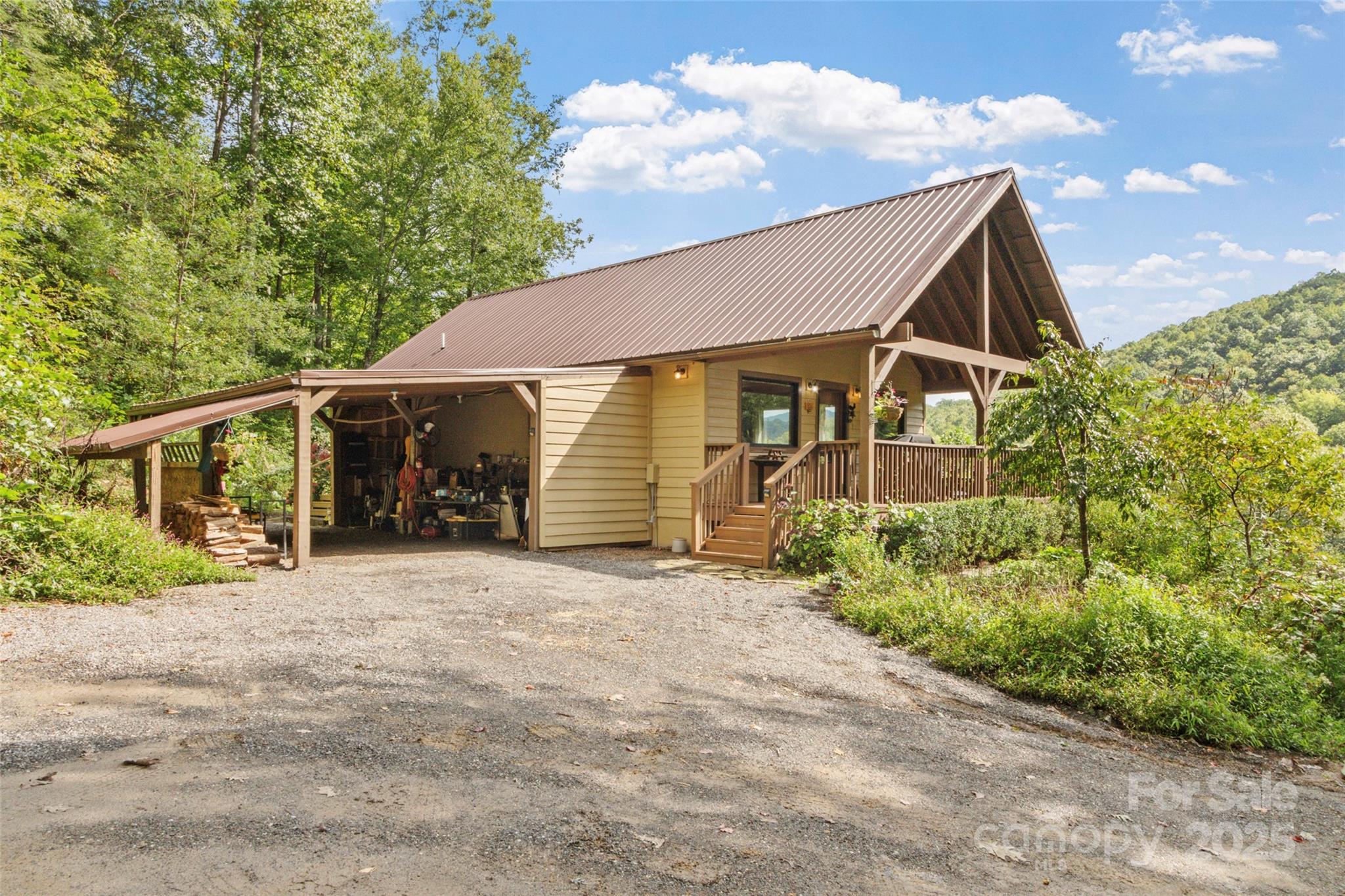 394 Af Simmons Road