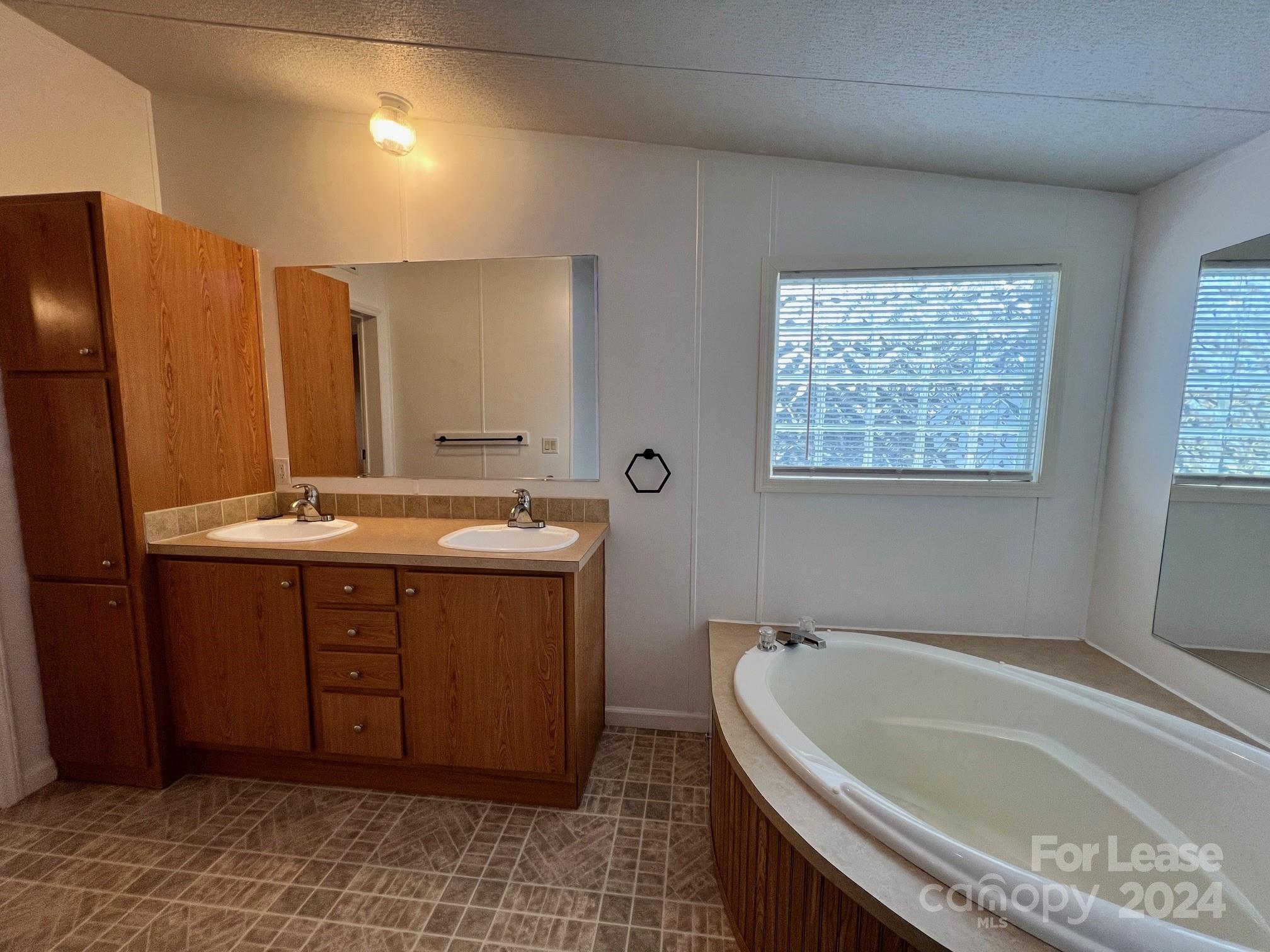 Shinnville Estates - Residential Lease