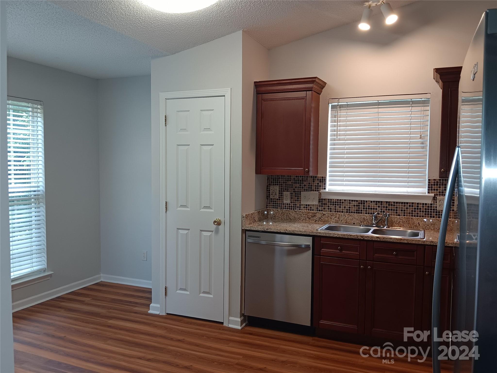 Oakdale Green - Residential Lease