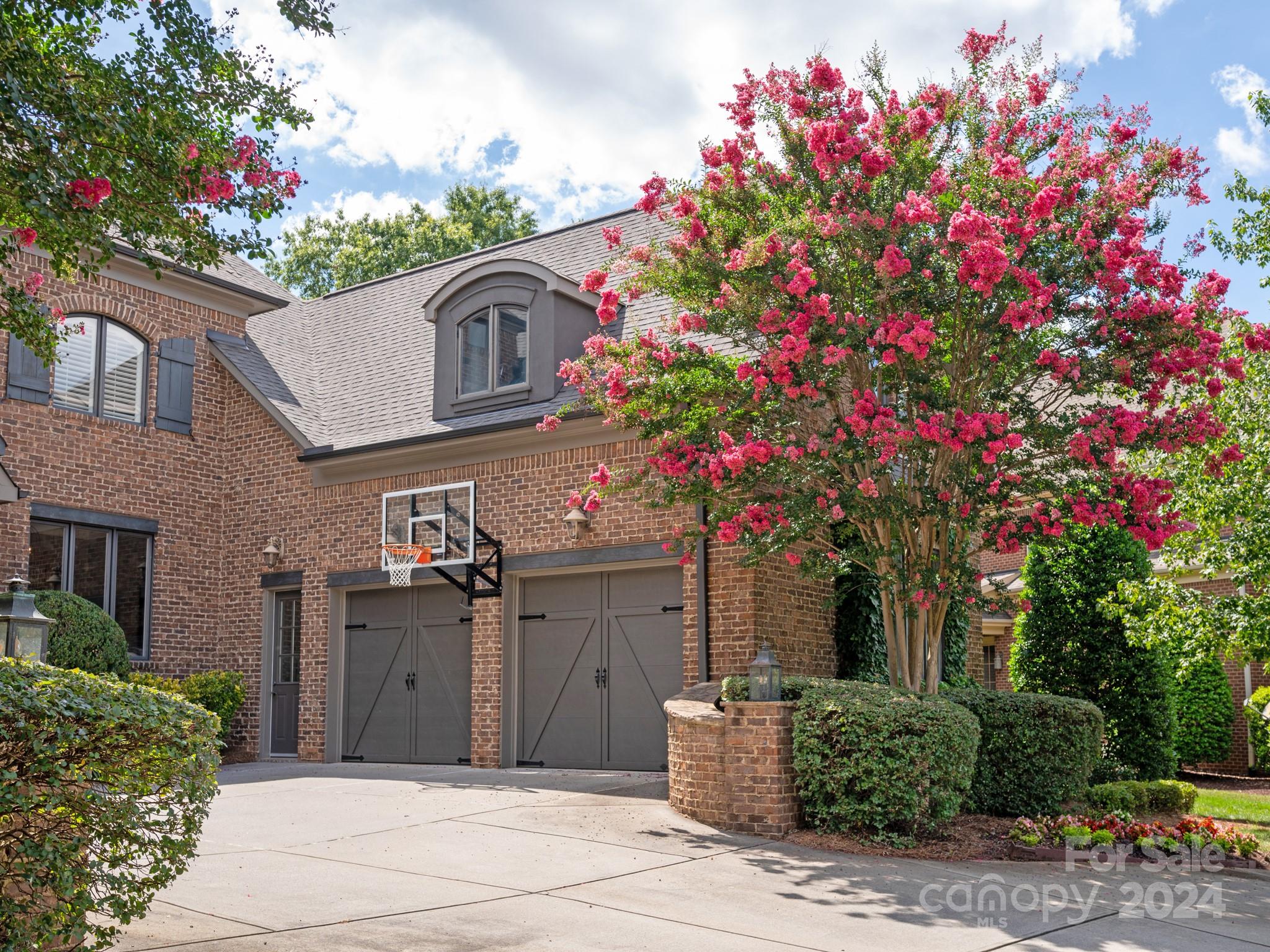 Longview - Residential