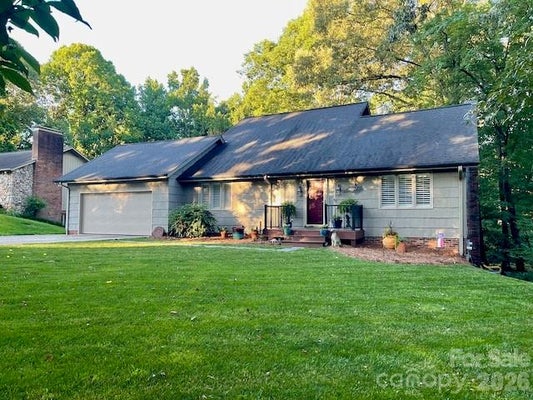 446 17TH AVENUE DR NE, HICKORY, NC 28601 - Image b161a0829e1b5ca9fc9b3f52c71cd8e9/2490923410