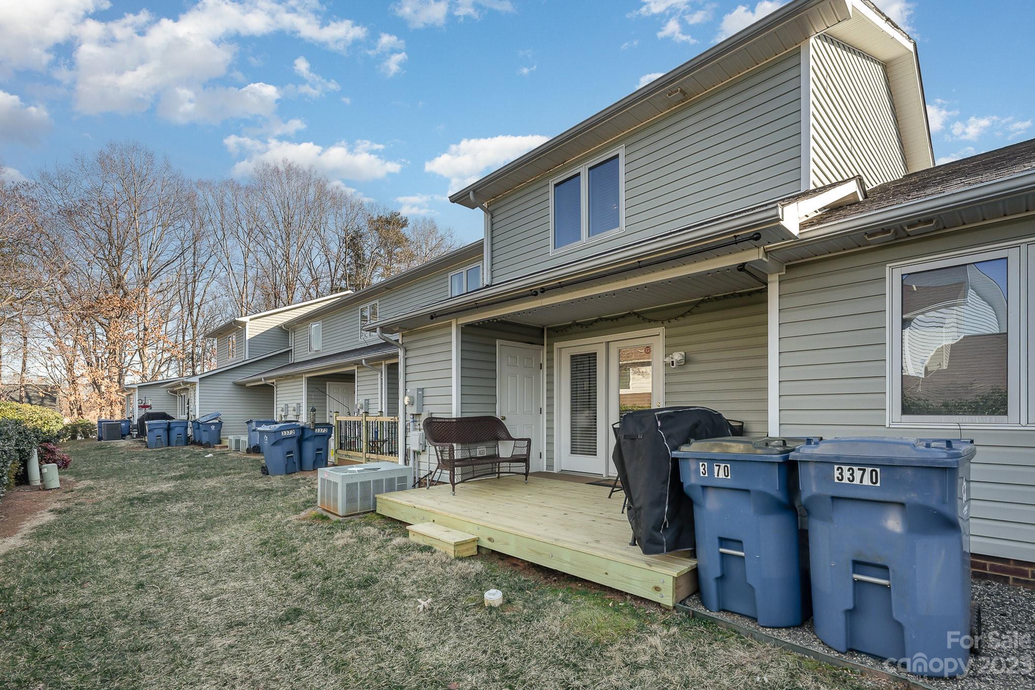 White Oak Manor - Residential