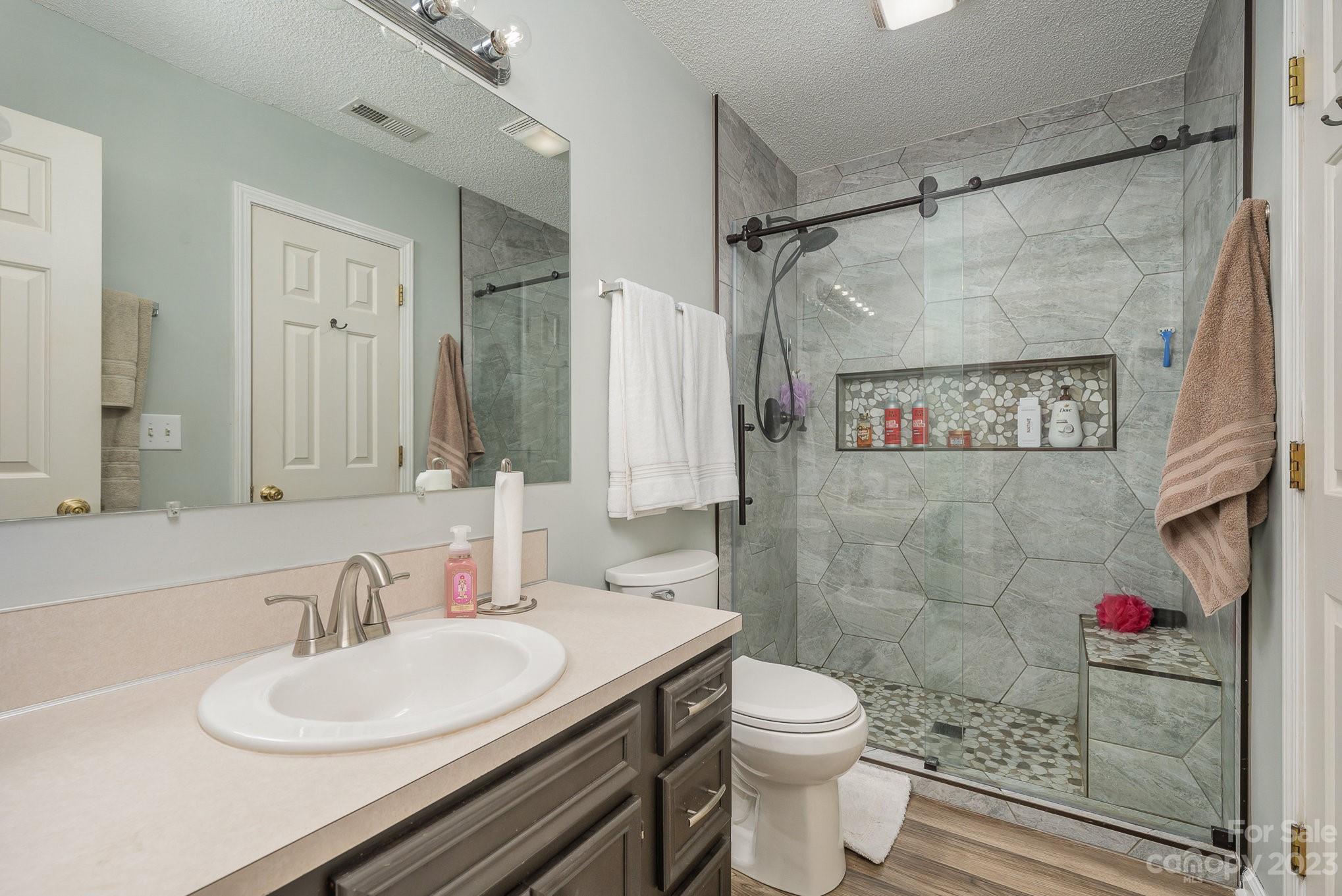 White Oak Manor - Residential