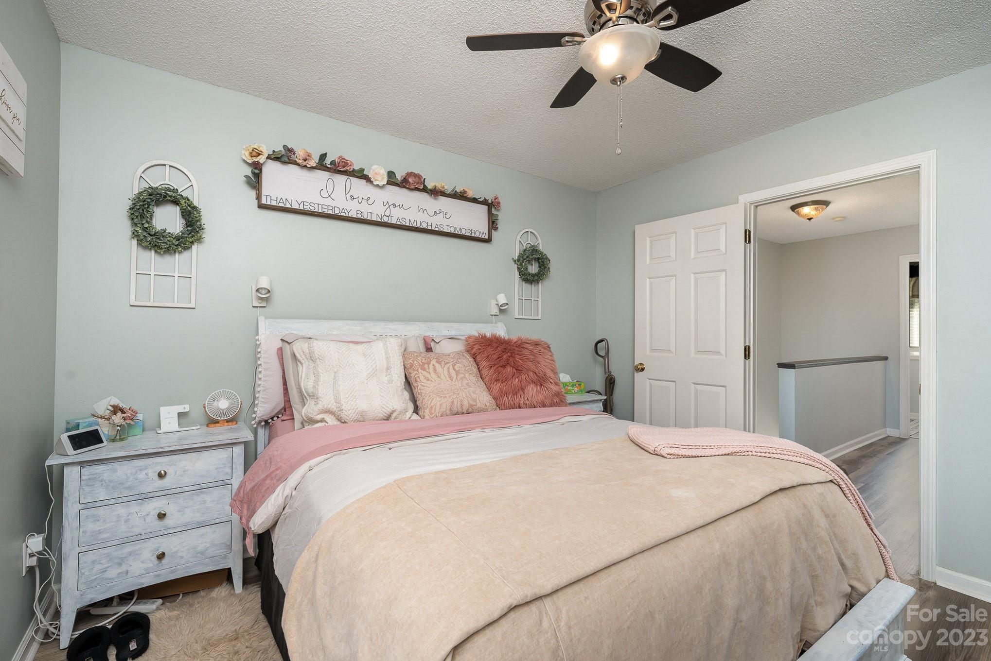 White Oak Manor - Residential