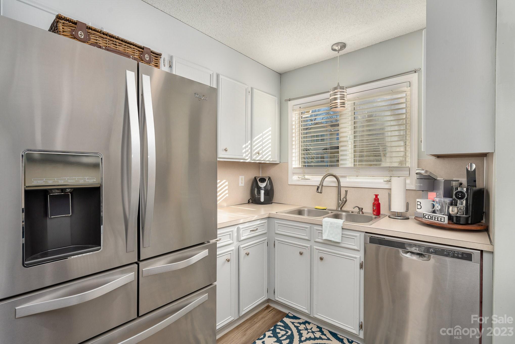 White Oak Manor - Residential