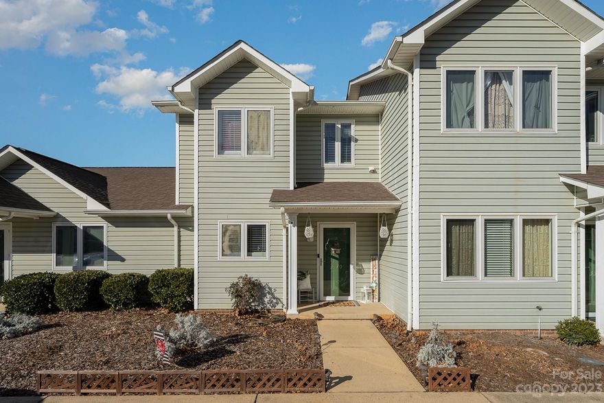 THIS CHARMING TOWNHOME IS WAITING FOR YOU!! This is a 2 bedroom, 1.5 bath cozy and ready to move in and immaculate! Updated full bath and spacious laundry room. Step out onto the new deck and relax by stargazing in the evenings!
year old Townhome has an Open floor plan throughout the main living area! So much usable and function space, yet beautiful! Meticulous and ready to move in!! Great living space and everything at your finger tips. A must see!!!