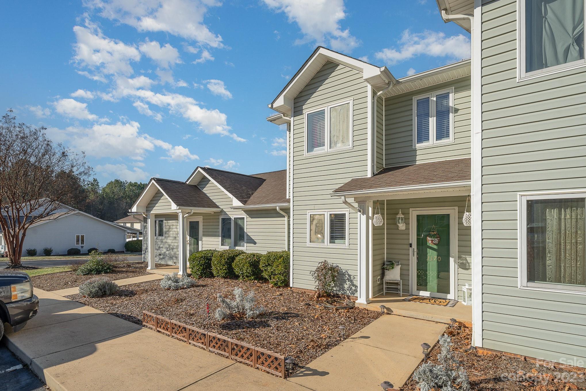 White Oak Manor - Residential